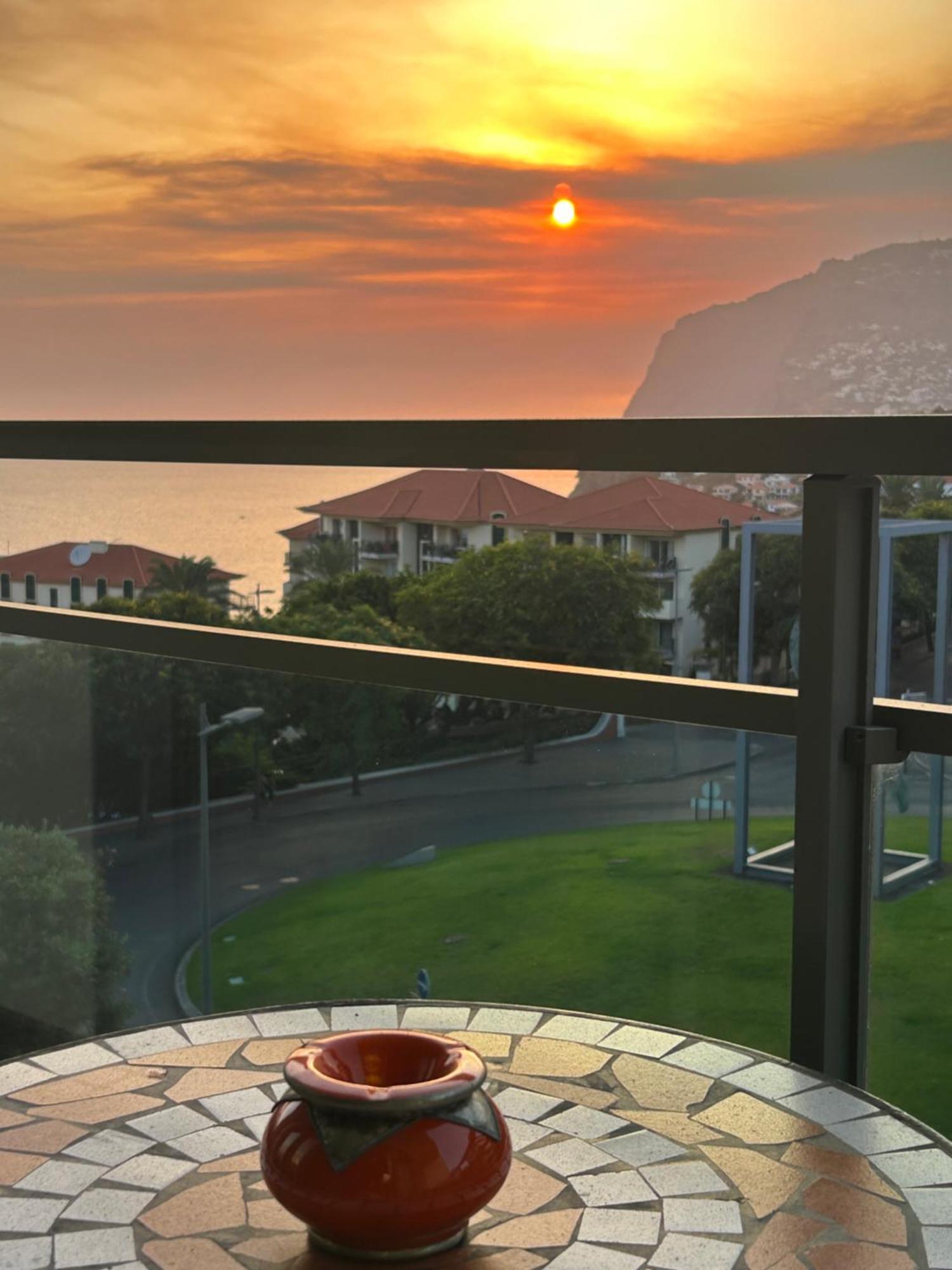 Cozy T2 With Ocean View Apartment Фуншал Екстериор снимка